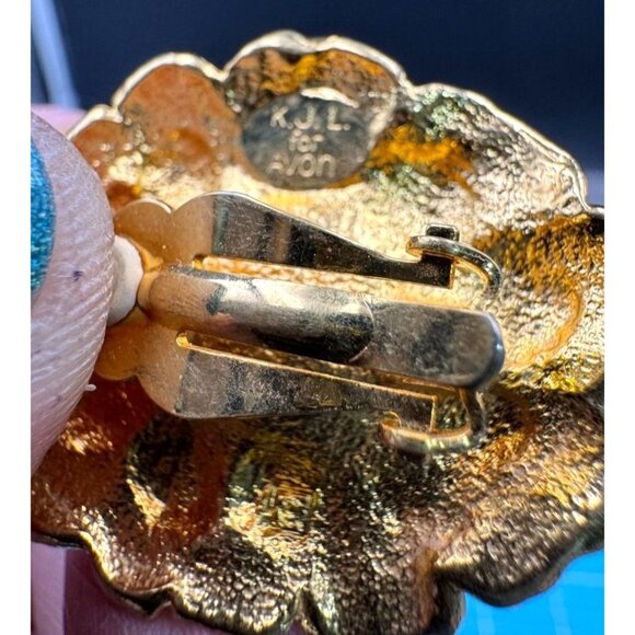 KJL Kenneth Lane for Avon Earrings Clip Large Oval Gold Tone Black Center Surrou - Picture 5 of 5